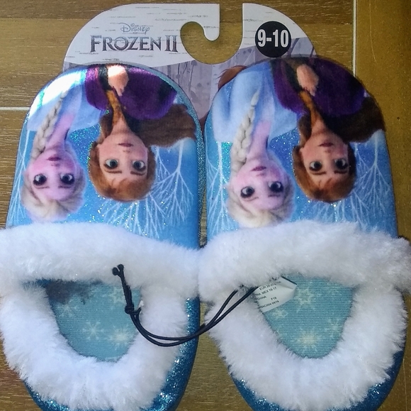 Disney Other - New Girls Slippers